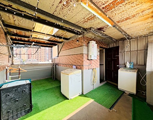 大管家✨黎明商圈✨七期透天✨鄰近交流道✨社區管理✨附平面車位 - Image 15