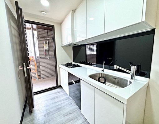 全新頂樓大三房/可補助/含車位/A18 - Image 6