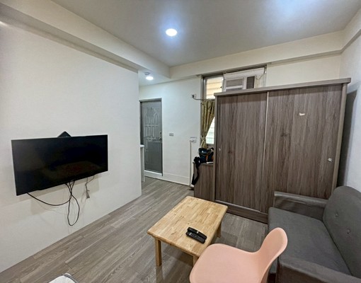 🏠三民高中🌟可租補🌟可報稅🌟獨立陽台🌟獨洗曬 - Image 1