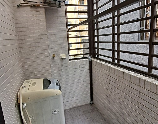 獨立套房,室內機車位,近車站 - Image 3