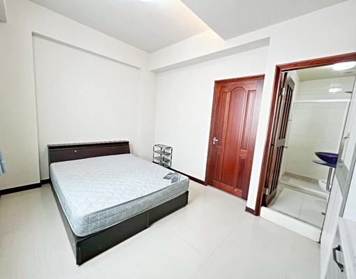 近育德路/限女生/租6700元 - Image 7