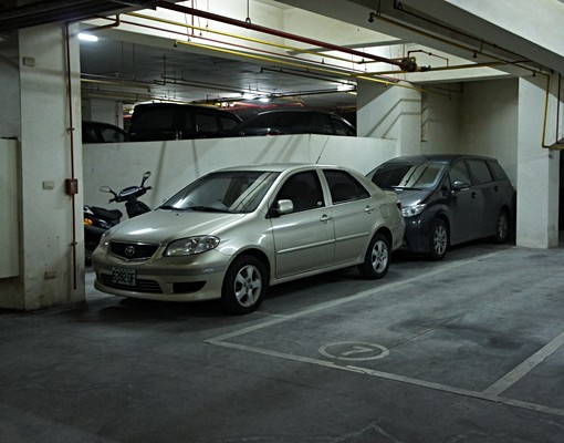 坡平車道.....平面子母車位* - Image 1