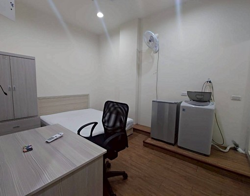 日新戲院超低價套房就不要再嫌東嫌西了 - Image 6