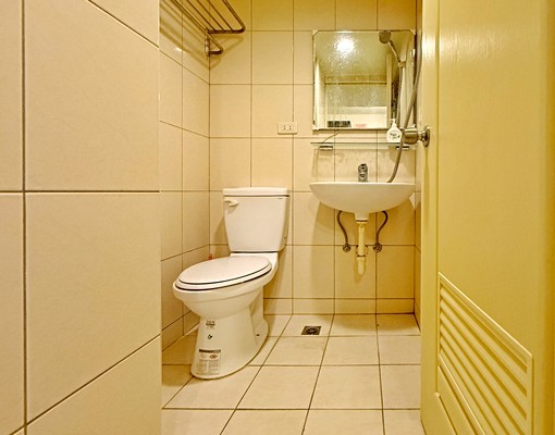 獨家🍎台中教育大學大二房🍎 - Image 9