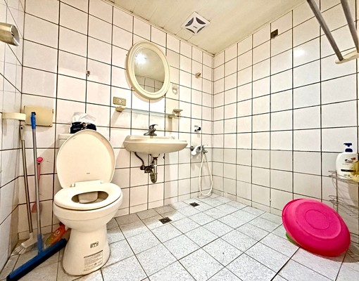 🔥逢甲商圈電梯大套房出租 - Image 5