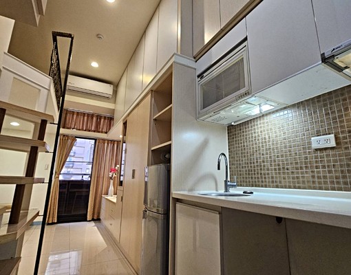 租補/安靜/採光好/儲藏櫃最多/看得到青山雲瀑的陽台咖啡雅座 - Image 14