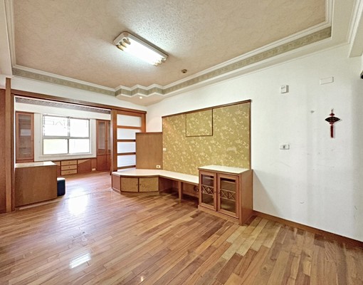 專💰農十六埃及大樓2+1房出租車位好停家電可談 - Image 2