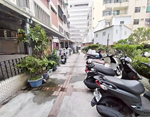 社區花園一樓單純住家 - Image 6