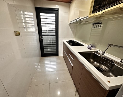 國安一路│優質三房|附車位 - Image 8