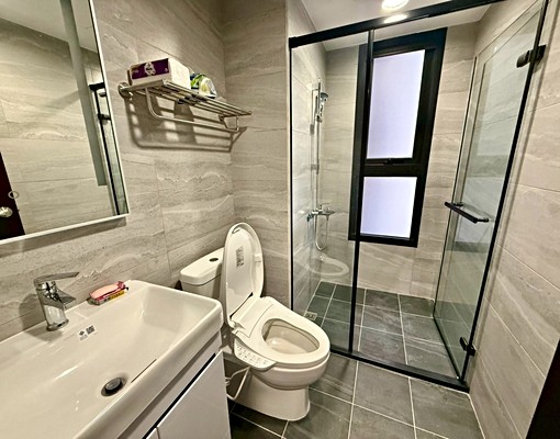 沙鹿後站｜美式裝潢3房改2房+平車｜可寵物租補｜含車含管 - Image 10