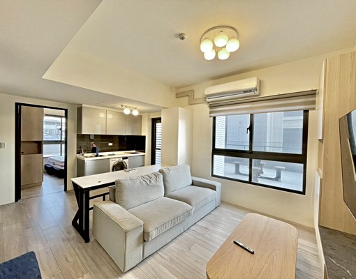 西屯新屋最大使用空間的二房平車全配備_房仲最速男 - Image 1