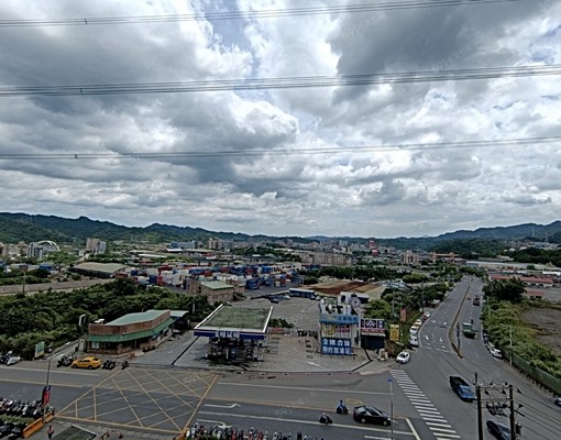 可租補～摩天鎮溫馨二房 - Image 1