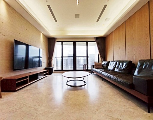 推推推~🏡冠德鼎極高樓層景觀四房+車位🏡 - Image 2