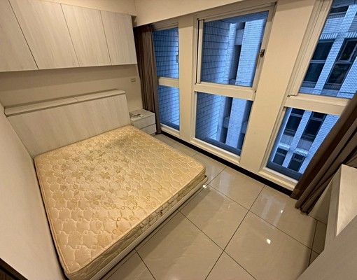 近輕軌陽光運動公園【電梯3房1廳】含車位★警衛管理★垃圾代收 - Image 4