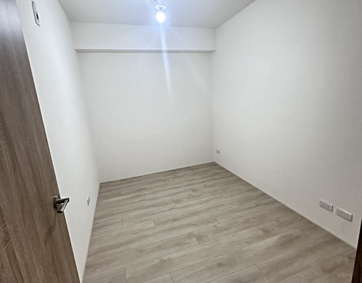 星鴻社宅可租補/全新三房車景觀房 - Image 6