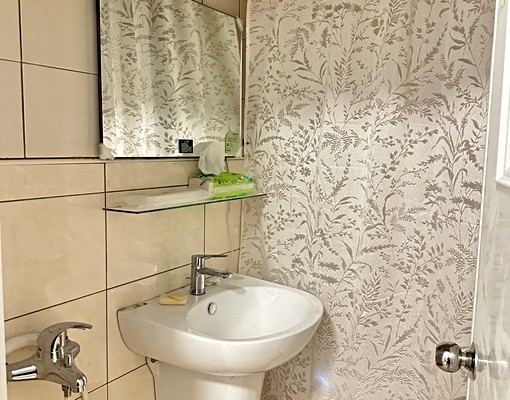 全新裝修房、上班族,速速直接來電 - Image 5