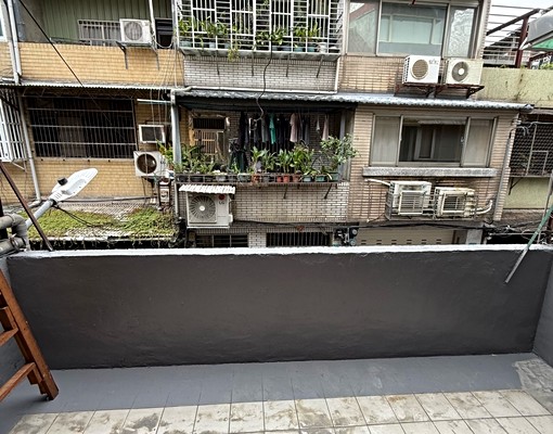 免服務費費,透天厝。四房一廳兩衛,可租補/入戶籍 - Image 14