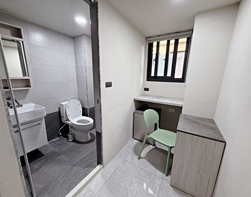 軍榮一街/東山/電梯/租補/樓中樓/一房 - Image 5