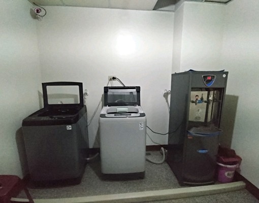 全新大窗採光佳,傢具電全生活機能特佳套房 - Image 9