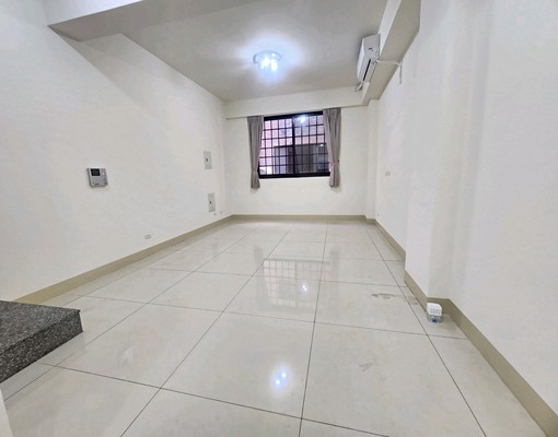 可租補~草漯重劃區.國中小.億客城美透天 - Image 3