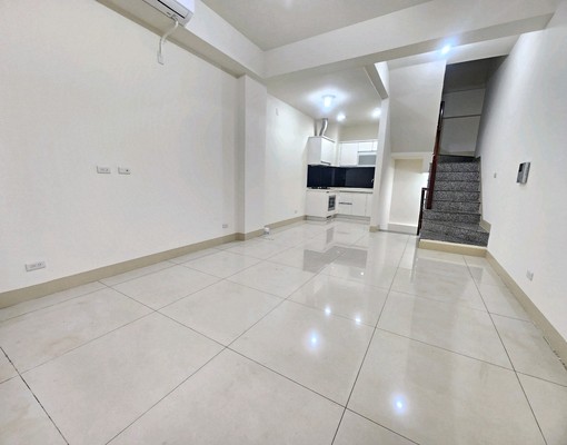 可租補~草漯重劃區.國中小.億客城美透天 - Image 4