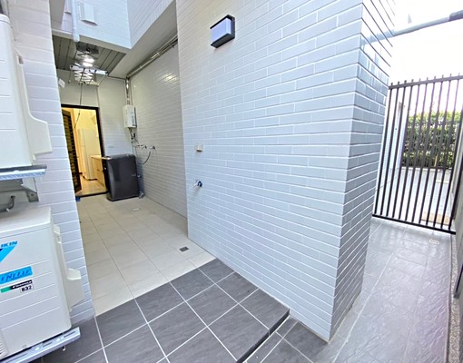 白毛專屬🔥稀有二房+平車#超大空間陽台🔥可租補可戶籍 - Image 13