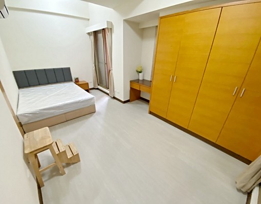 國道市政府捷運大遠百💖可租補超大兩房雙衛浴💖浴缸 - Image 6