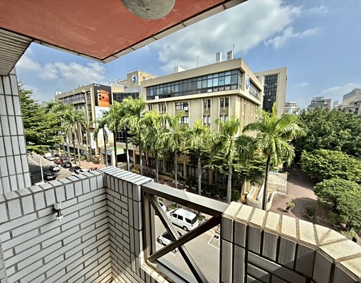 近居仁國中可租補🍎有車位🚗 - Image 12