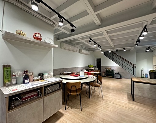 百年大鎮生財店面 - Image 1