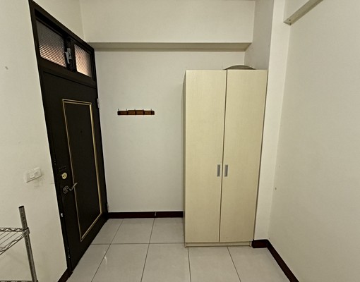 【獨立洗衣機】金山東街近園區獨立洗衣機&電梯大樓安靜套房出租 - Image 7