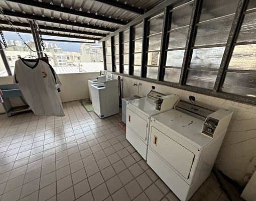 【獨立洗衣機】金山東街近園區獨立洗衣機&電梯大樓安靜套房出租 - Image 12