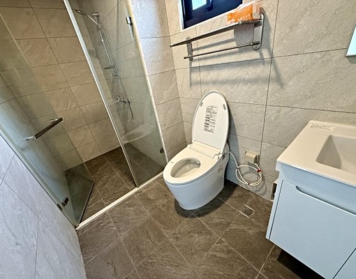 三大房+車位(租金含管.車位).近青埔大江.可租補.免仲介費 - Image 6