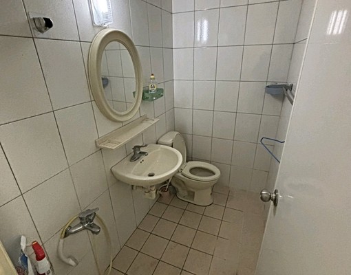 毛孩友善套房包水電,全新洗衣機,獨洗有陽台,可租補 - Image 6