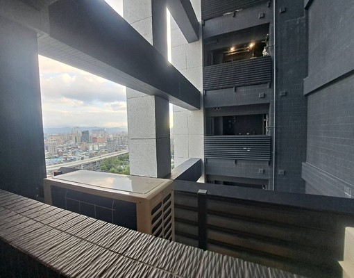 新濠一川無敵河景全新三房車(含車管租補) - Image 8