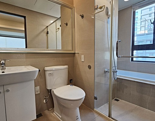 【室內37坪】最好地點★最優鄰居★最棒配備★最舒適裝潢 - Image 13