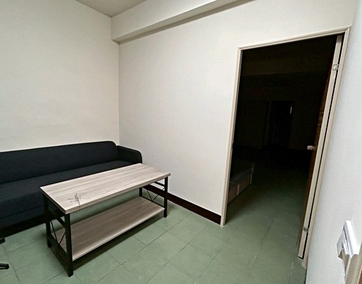 龜山工業區民安街大套房~可租補 - Image 3