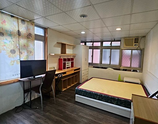 真理大學小資首選套房⭐️屋主自租不收仲介費⭐️ - Image 2