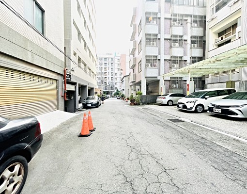 全新系統櫃房型💕電梯陽台套房可租補💕代收包裹💕多間可選 - Image 13