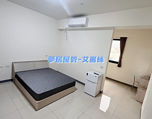 潭子全新透套裝潢美,含機車位,獨洗曬,採光好又寧靜,近國道 - Image 4