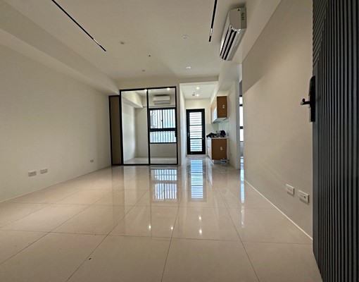 三發夢世代一手全新裝潢！採光滿分☀️女性限定 - Image 1