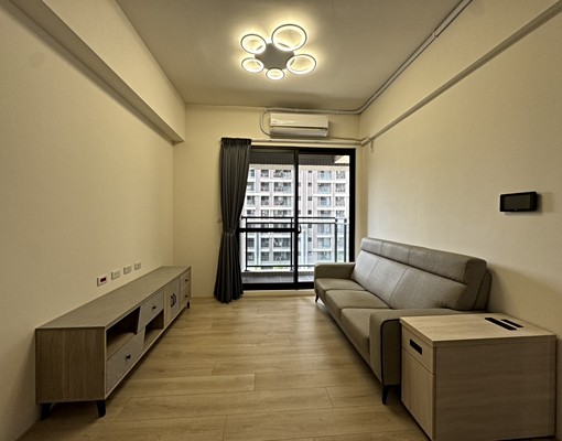 出租!稀有“富宇御琚”視野採光佳兩房兩衛+平車 - Image 1