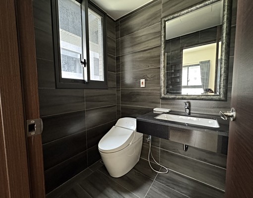 出租!稀有“富宇御琚”視野採光佳兩房兩衛+平車 - Image 5