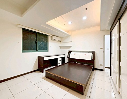 價可談🔥租金含管🔥可租補入籍🔥星光CITY邊間4房 - Image 5