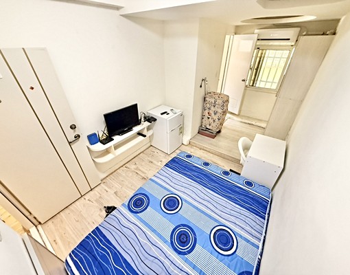 小洪精選-獨洗💜木質地板💜衛浴開窗💜便宜 - Image 3