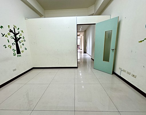 安平億載大地坪電梯店面 - Image 3