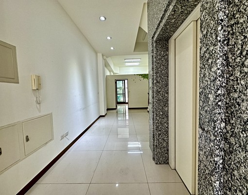 安平億載大地坪電梯店面 - Image 2