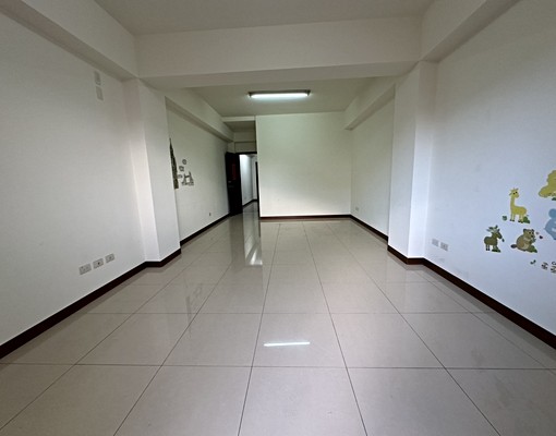 安平億載大地坪電梯店面 - Image 10