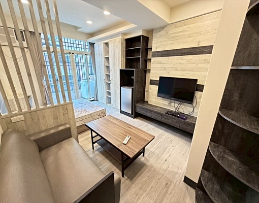 北區🔥近捷運全配套房✅可寵✅可租補 - Image 1