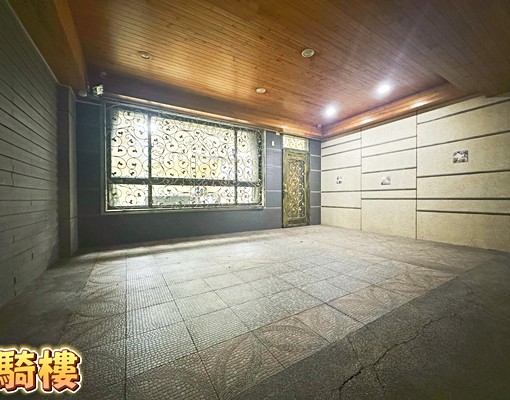 大昌建工商圈交通購物便利公寓一樓 - Image 3