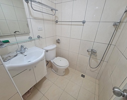 東山商圈軍功國小水蓮一期3房 - Image 10